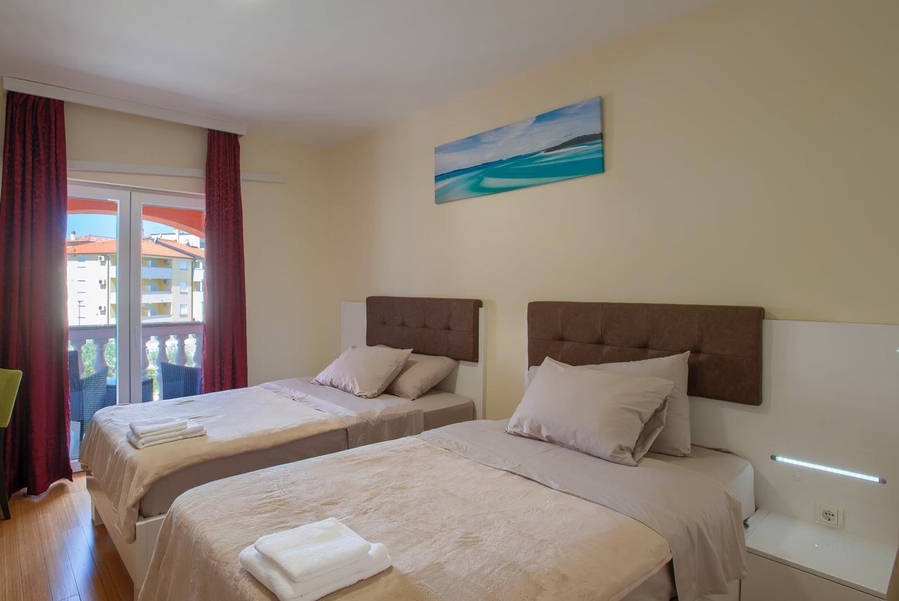 Hotel Livadic & Restaurant Liznjan Luaran gambar