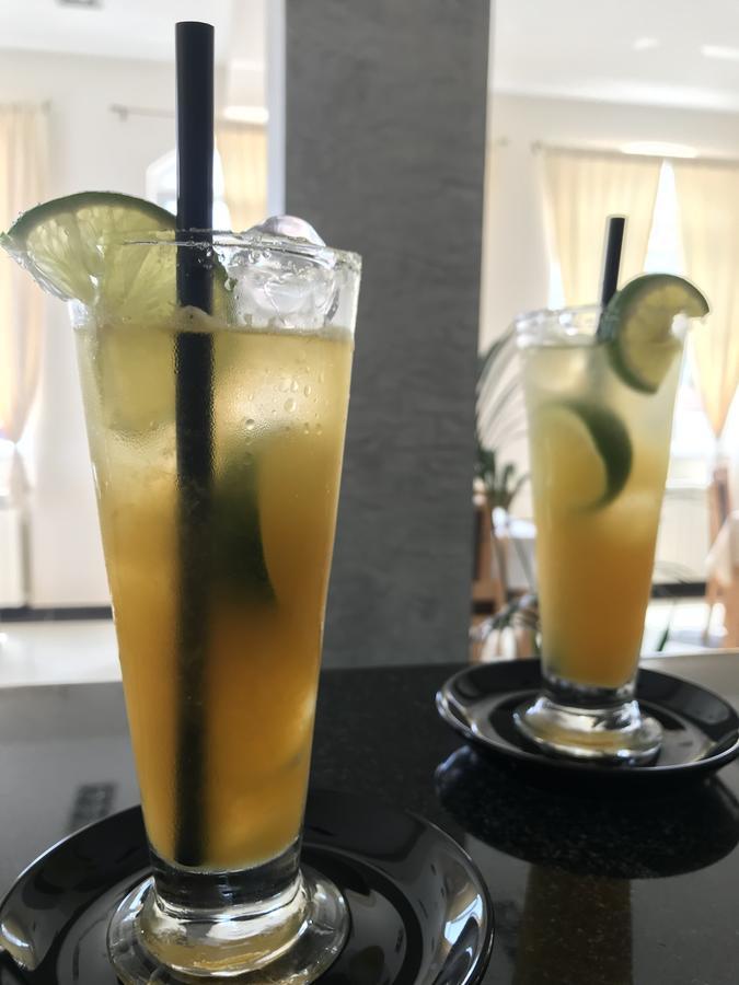 Hotel Livadic & Restaurant Liznjan Luaran gambar