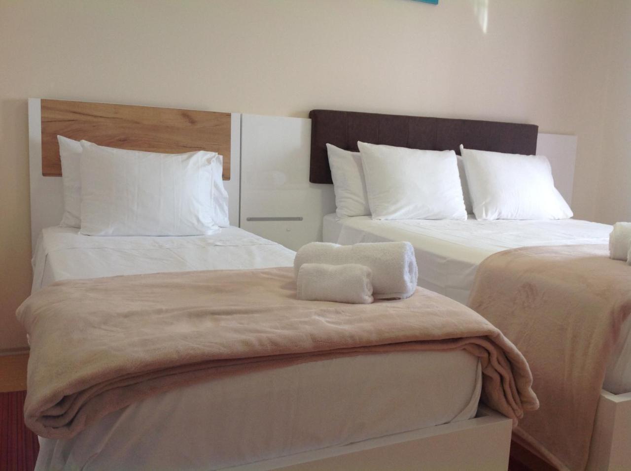 Hotel Livadic & Restaurant Liznjan Luaran gambar