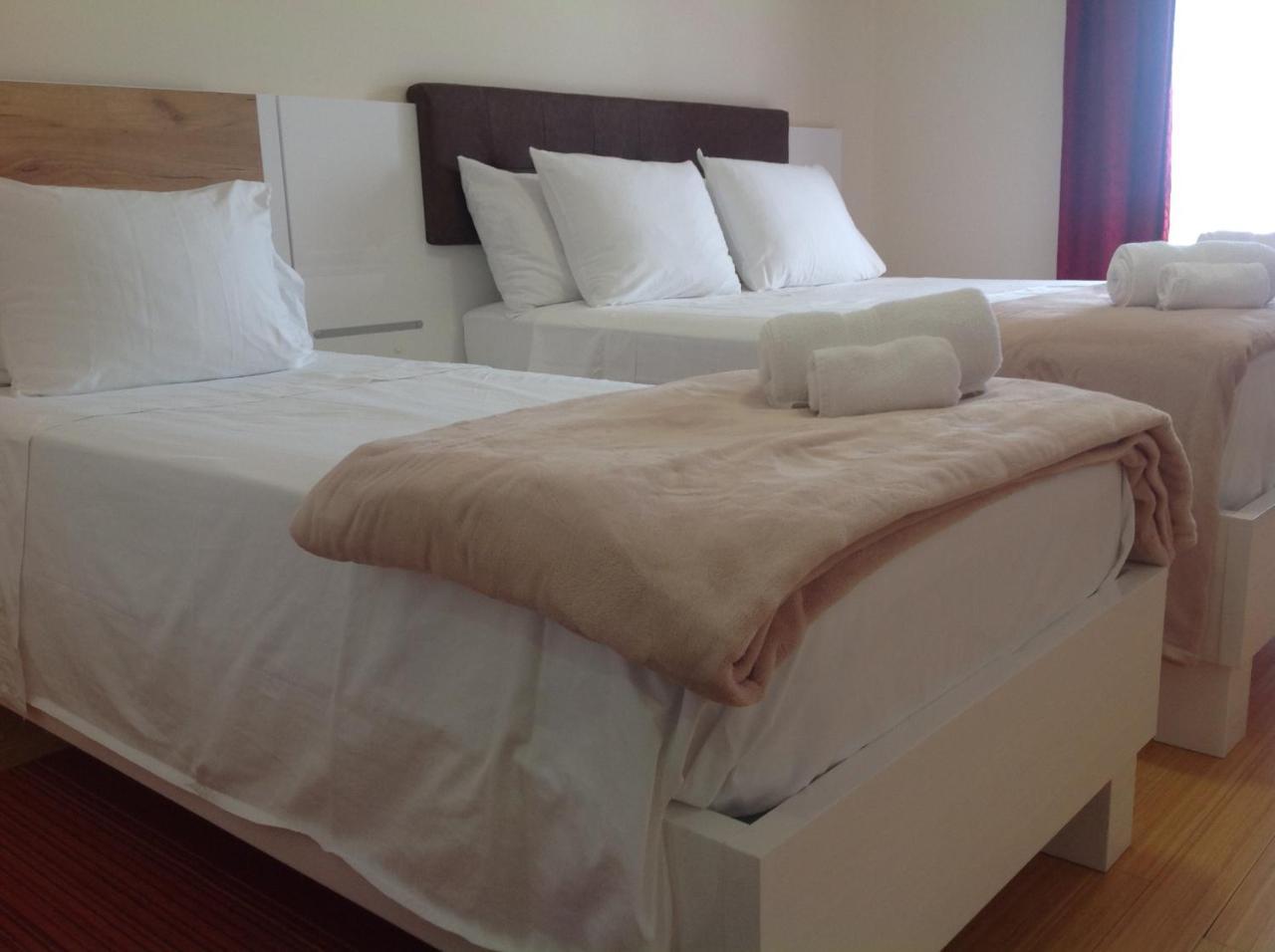 Hotel Livadic & Restaurant Liznjan Luaran gambar